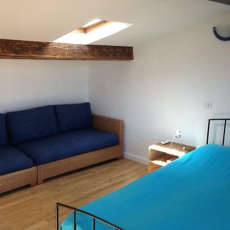 Suquet Charm Apartment Cannes Bagian luar foto