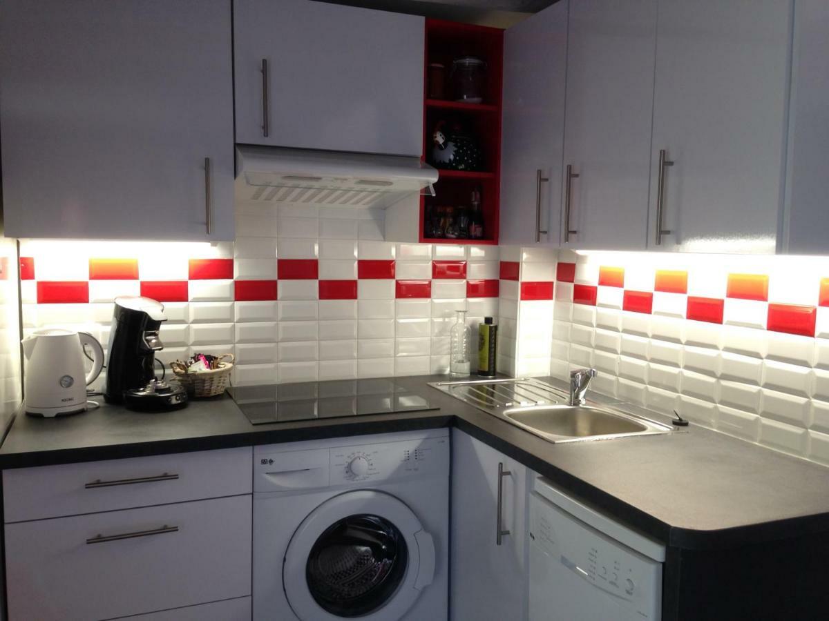 Suquet Charm Apartment Cannes Bagian luar foto