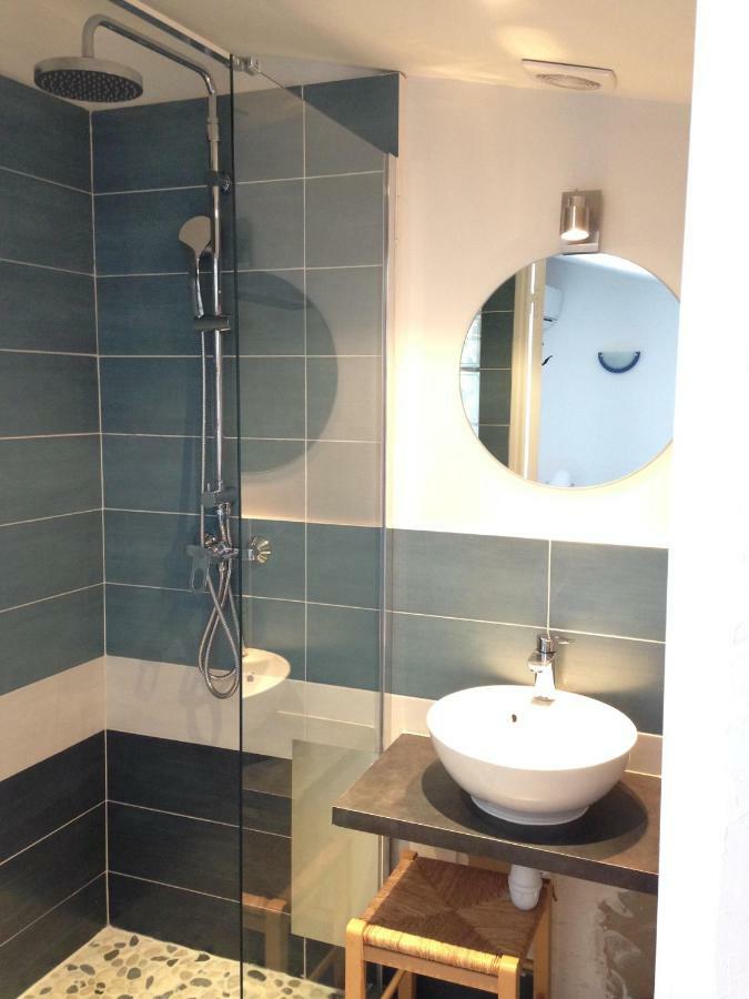 Suquet Charm Apartment Cannes Bagian luar foto
