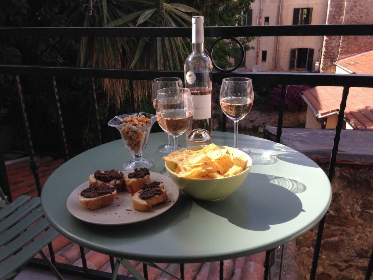 Suquet Charm Apartment Cannes Bagian luar foto