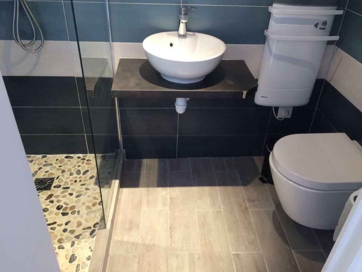 Suquet Charm Apartment Cannes Bagian luar foto
