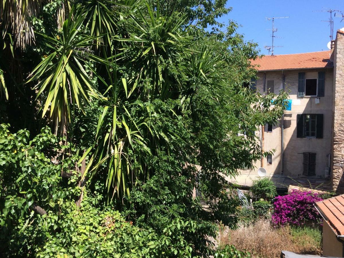 Suquet Charm Apartment Cannes Bagian luar foto